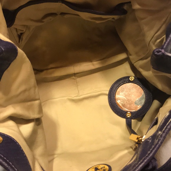 Tory Burch purple shoulder bag with fringe NWT - Picture 8 of 8